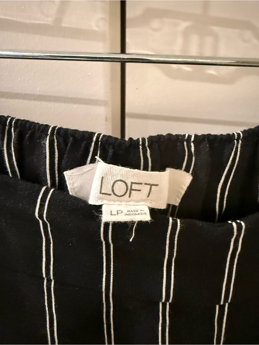 Loft flowy pants - Picture 2 of 3